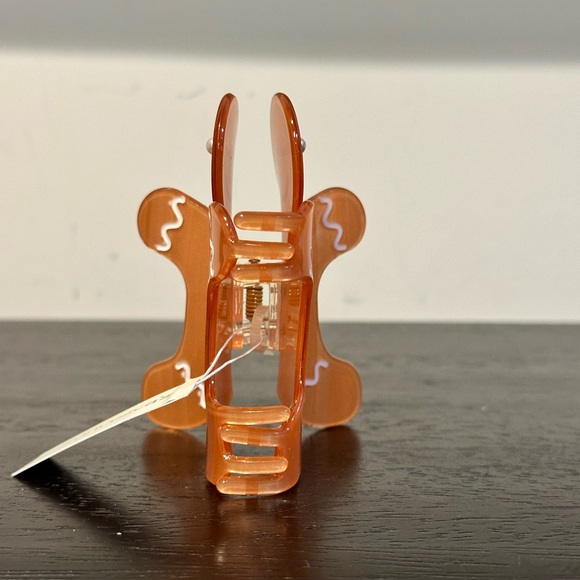 Francesca’s Gingerbread Hair Claw Clip - Picture 3 of 7